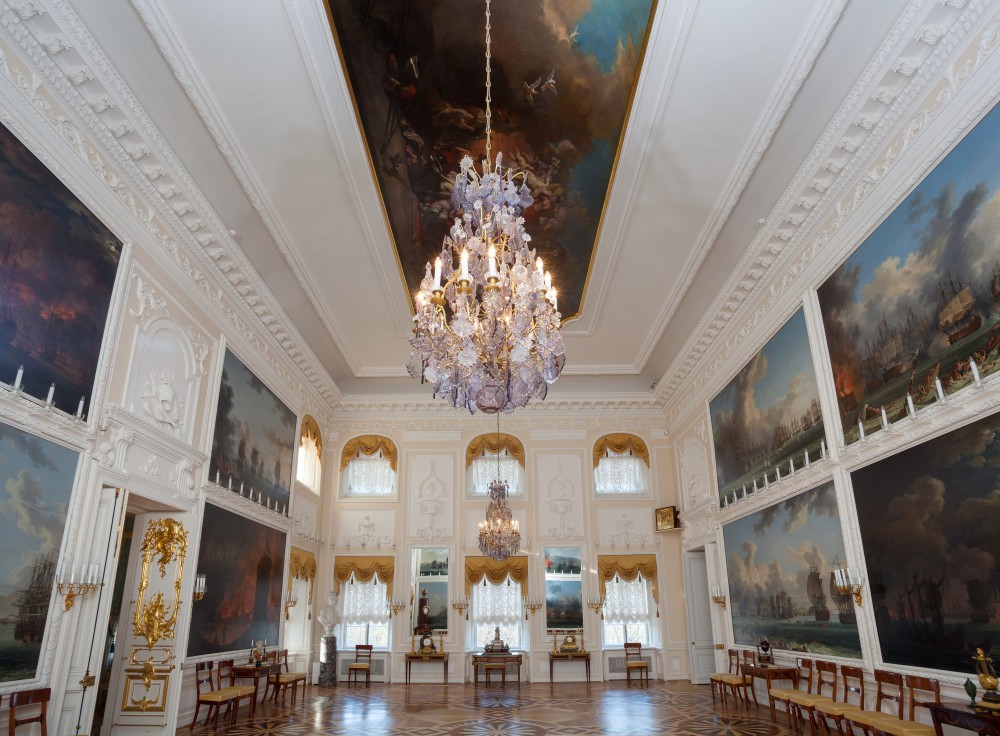 The Crown Room in Peterhof Palace